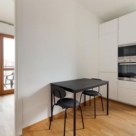 Milan Comfy Apartment X3 - With Balcony Экстерьер фото