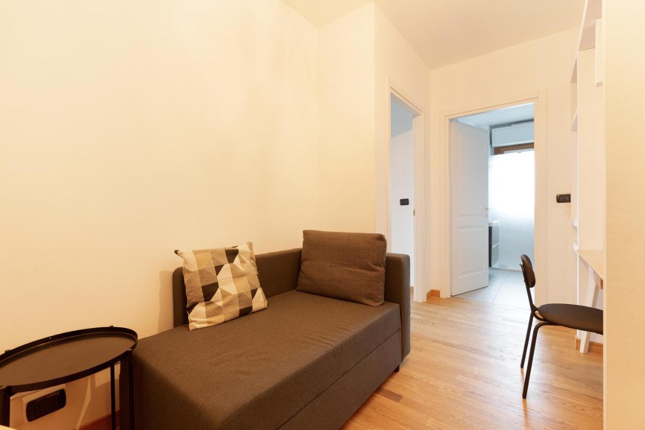 Milan Comfy Apartment X3 - With Balcony Экстерьер фото
